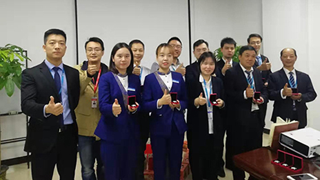 孝感店舉辦開(kāi)業(yè)三周年老員工表彰會(huì )